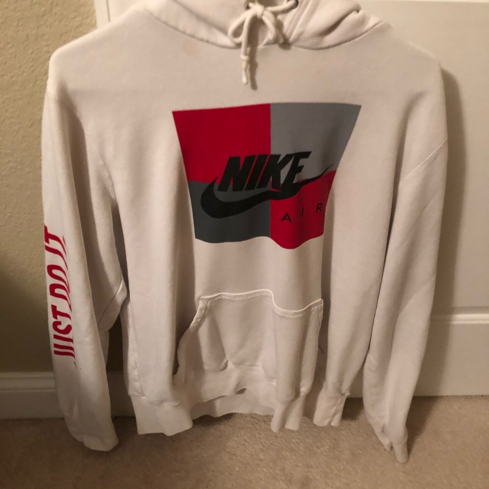 Men’s Nike hoodie